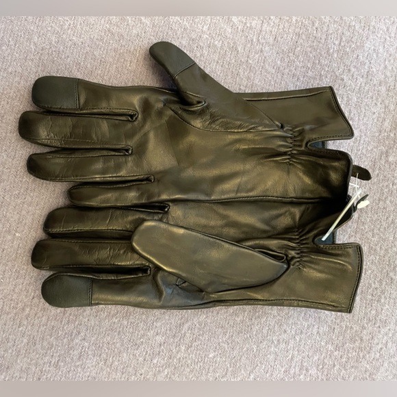 Black leather gloves - Picture 2 of 5